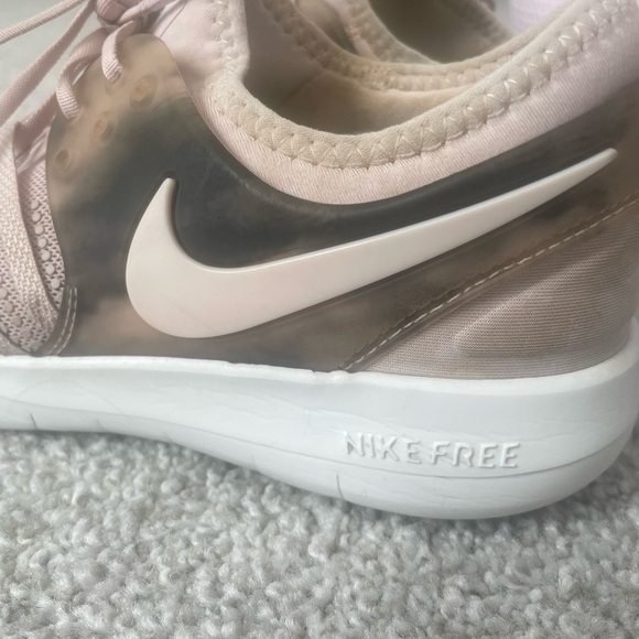 Nike Free Training Shoes - Picture 7 of 9